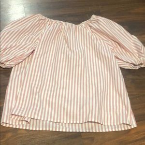 Off the shoulder mid sleeve top